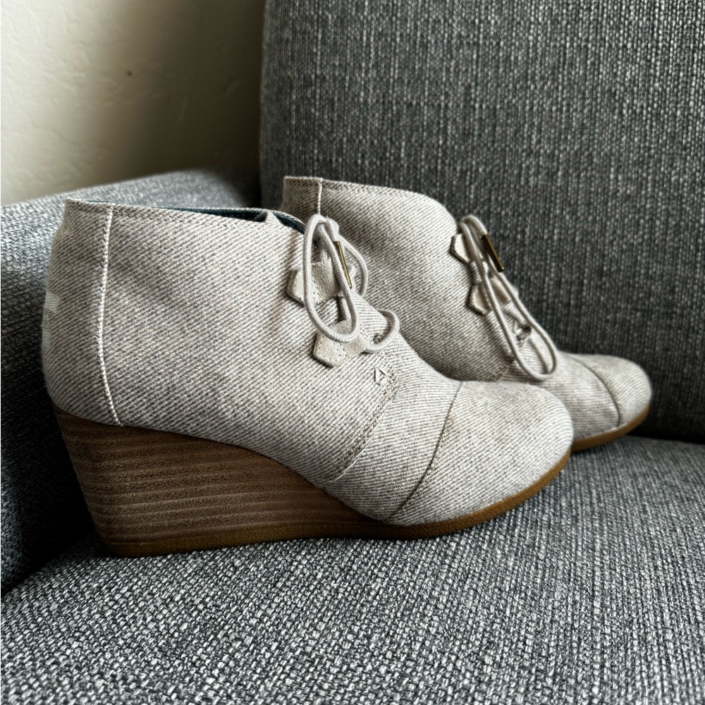 Tom’s Kala Bootie. Great condition.